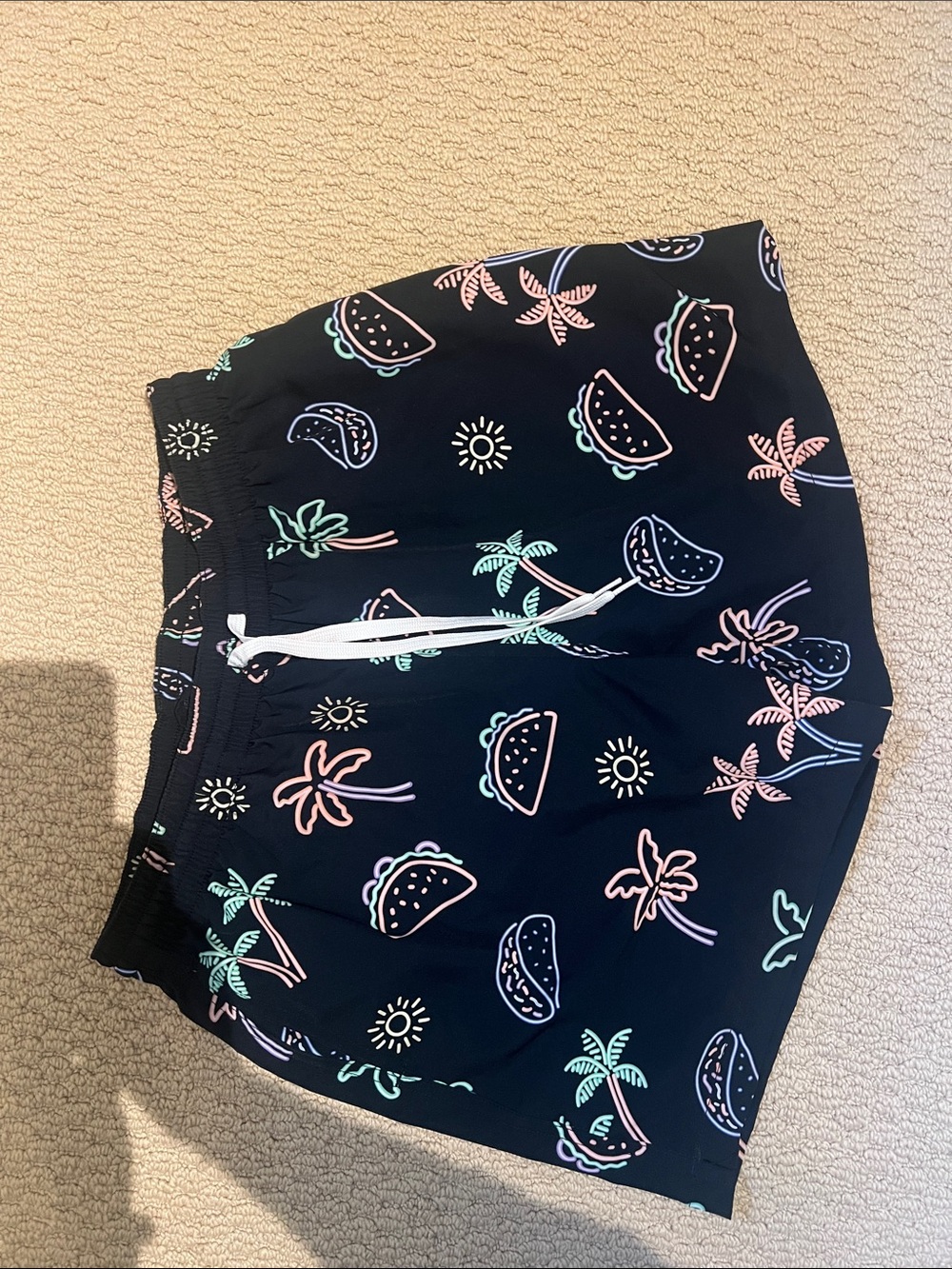 Chubbies Men's L swim trunks